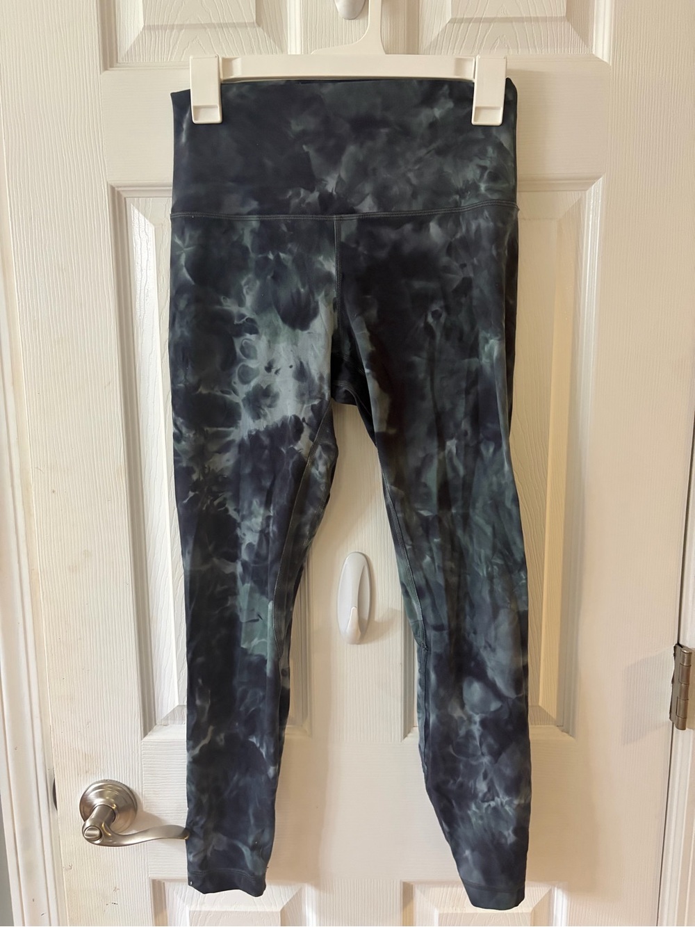 Lululemon Tie Dye Navy Wash Align Leggings, Lightly worn